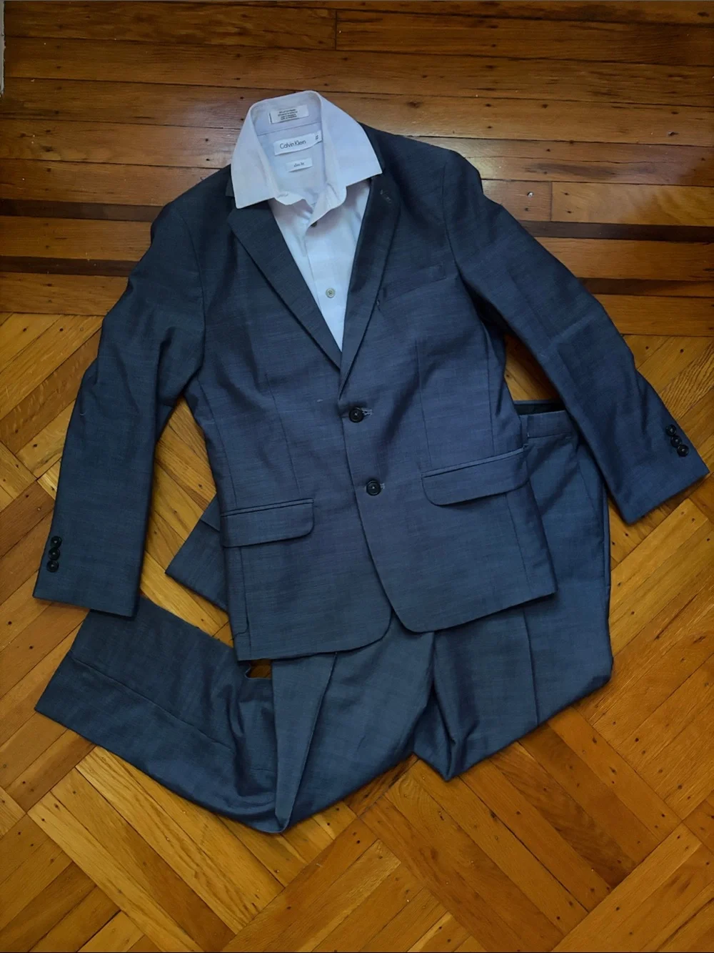 Boy's Calvin Klein Men's Blue Two-Piece Suit with Shirt Size 12 and 14